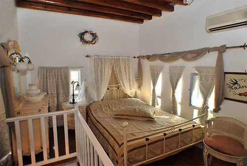 Peristeronas House Sifnos - Dove Cot Sifnos * Apollonia